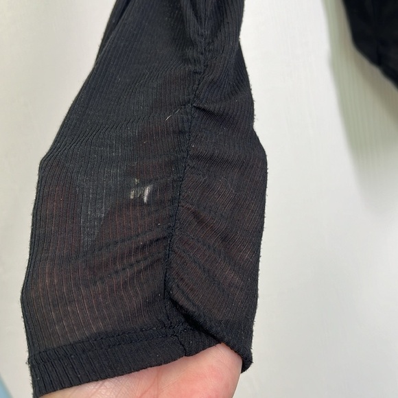 Free People - Black Movement Crewneck Pocket Ruched Long Sleeve Blouse Size XS - Picture 5 of 11